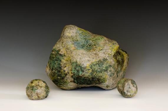 MOSSY (2024) Red stoneware, glaze, underglaze, 3 firings. Cold work. Comes with two matching accessory boulders, to arrange freely.